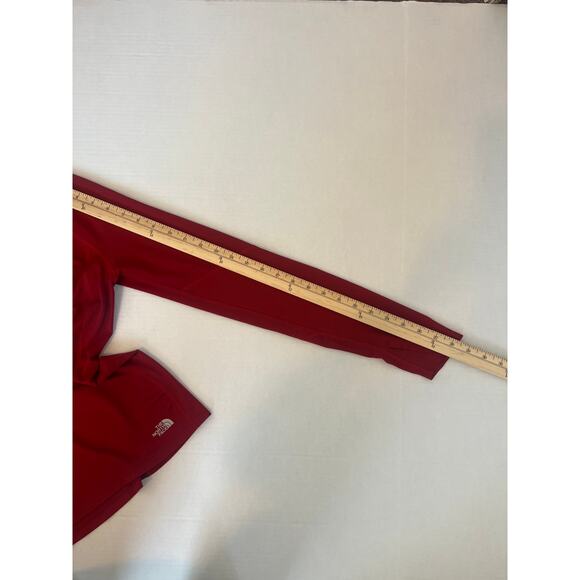 The North Face Top Womens XS
Extra Small Ruby Mesh Back Thumnholes Long Sleeve - Picture 12 of 12